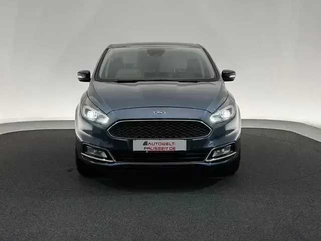 Używany Ford S-MAX Vignale 190 KM (139 kW) 2019 Niebieski Minivan