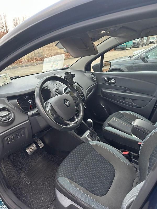 Gebraucht Renault Captur LIMITED 118 PS (86 kW) 2018 Blau SUV