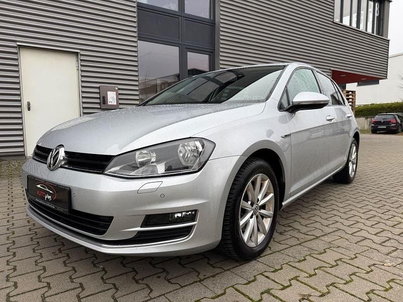 Silber Gebraucht 2015 VW Golf VII LOUNGE Limousine | 8.999 € (Fairer Preis) - Bild 1/4