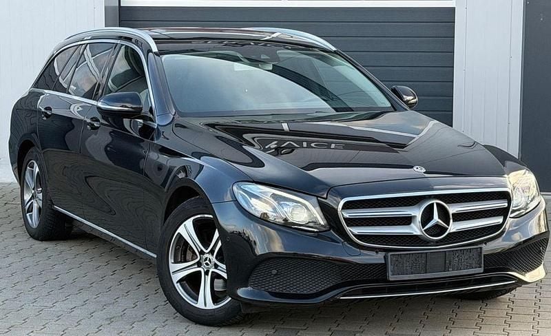 Gebraucht Mercedes E200 Avantgarde 150 PS (110 kW) 2018 Schwarz Kombi