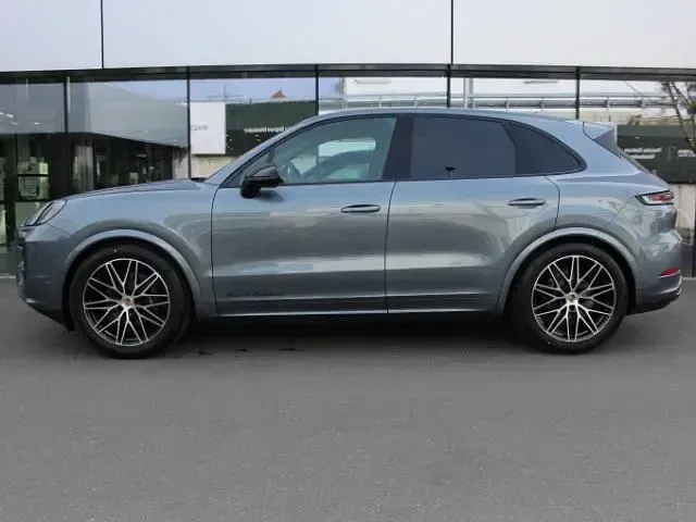 Neu Porsche Cayenne Black Edition 354 PS (260 kW) 2026 Vanadiumgraumetallic SUV