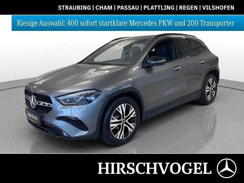 Metalliclack mountaingrau Gebraucht 2025 Mercedes GLA180 Progressive SUV | 37.150 € (Fairer Preis) - Bild 1/4