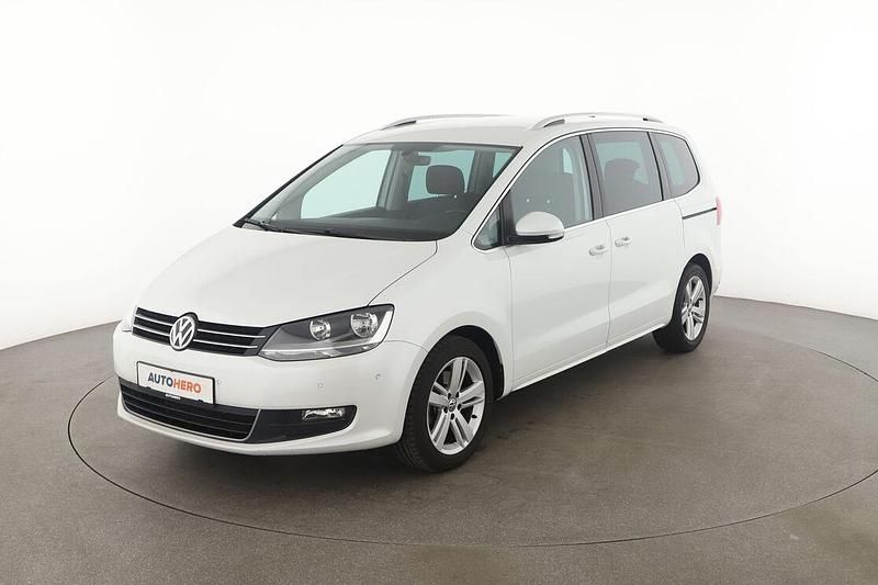 Weiß Gebraucht 2015 VW Sharan Comfortline Van / Kleinbus | 18.060 € (Fairer Preis) - Bild 1/3