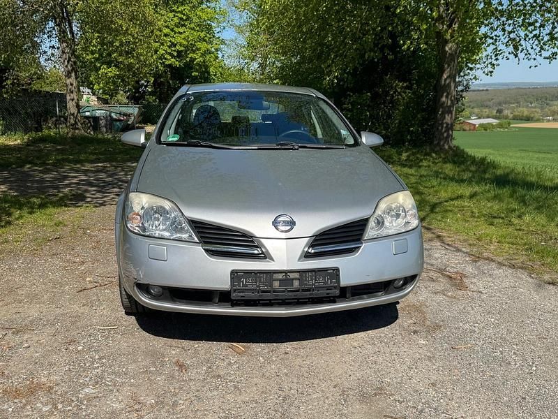Gebraucht Nissan Primera 140 PS (102 kW) 2002 Silber Limousine