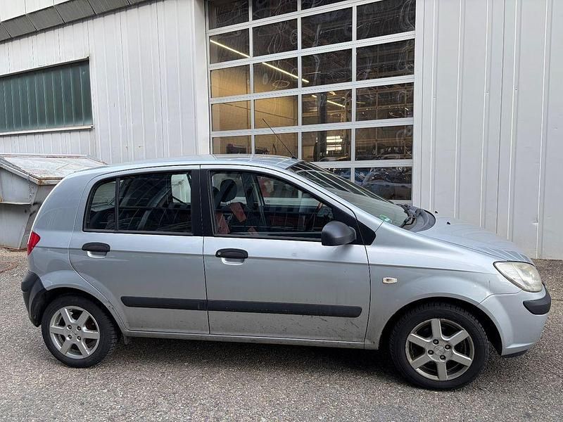 Gebraucht Hyundai Getz Team 67 PS (49 kW) 2006 Silber Kleinwagen