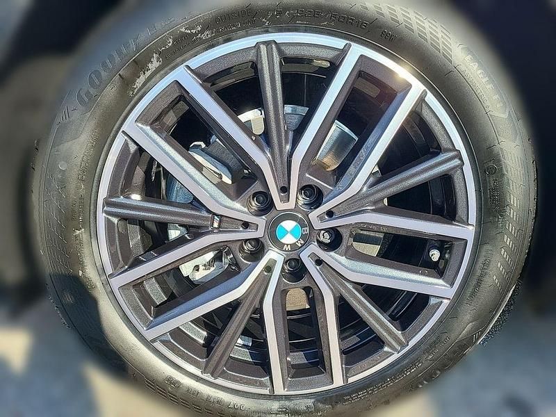 Neu BMW 220 Active Tourer M Sport 170 PS (125 kW) 2025 Saphirschwarz metallic Van / Kleinbus