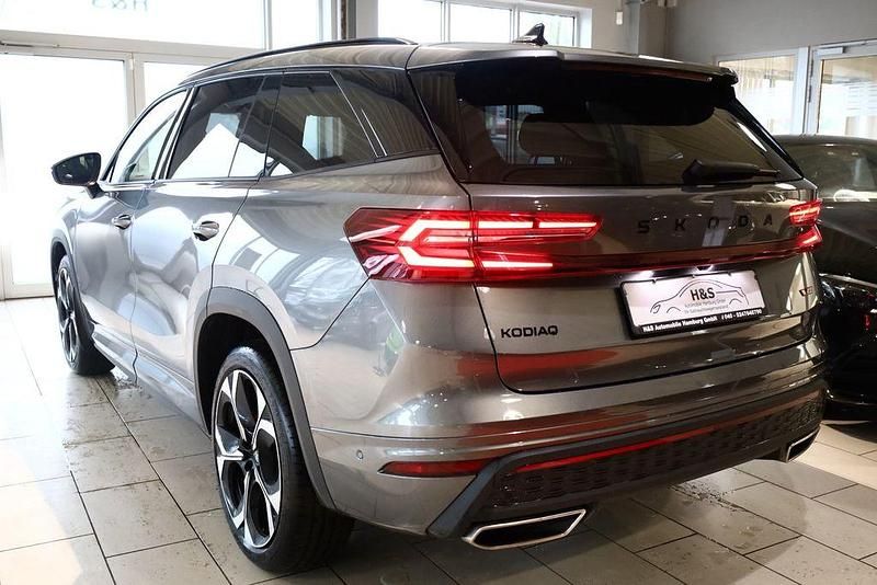 Neu Skoda Kodiaq RS 265 PS (194 kW) 2025 Graphitegrau SUV