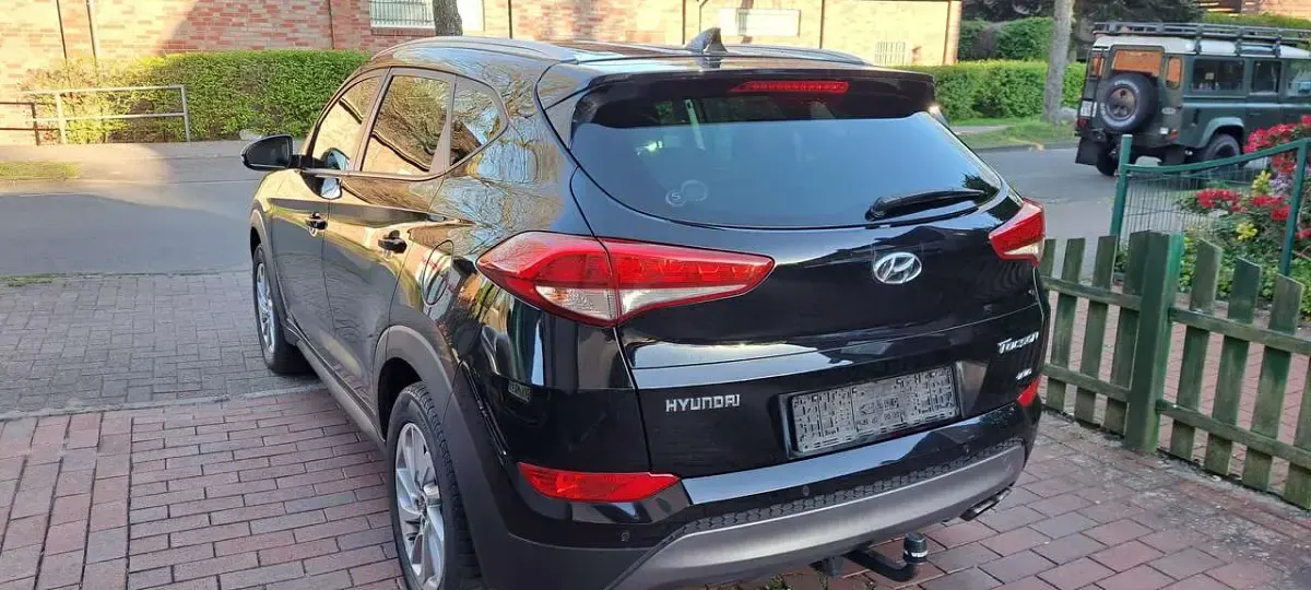 Usata Hyundai Tucson Style 136 CV (100 kW) 2016 Grigio SUV