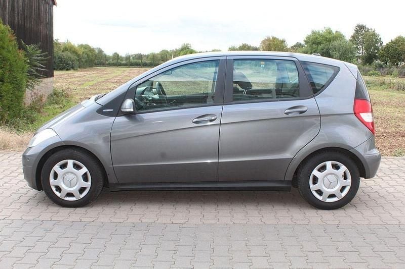 Gebraucht Mercedes A160 82 PS (60 kW) 2010 Grau Limousine