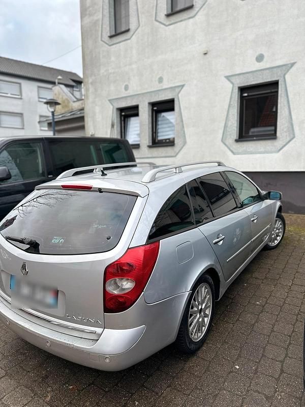Gebraucht Renault Laguna II 130 PS (95 kW) 2007 Silber Limousine