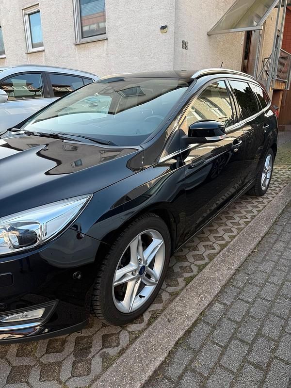 Usata Ford Focus 150 CV (110 kW) 2018 Nero Station wagon