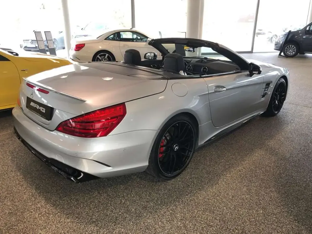 Gebraucht Mercedes SL63 AMG AMG 585 PS (430 kW) 2016 Silber Cabrio
