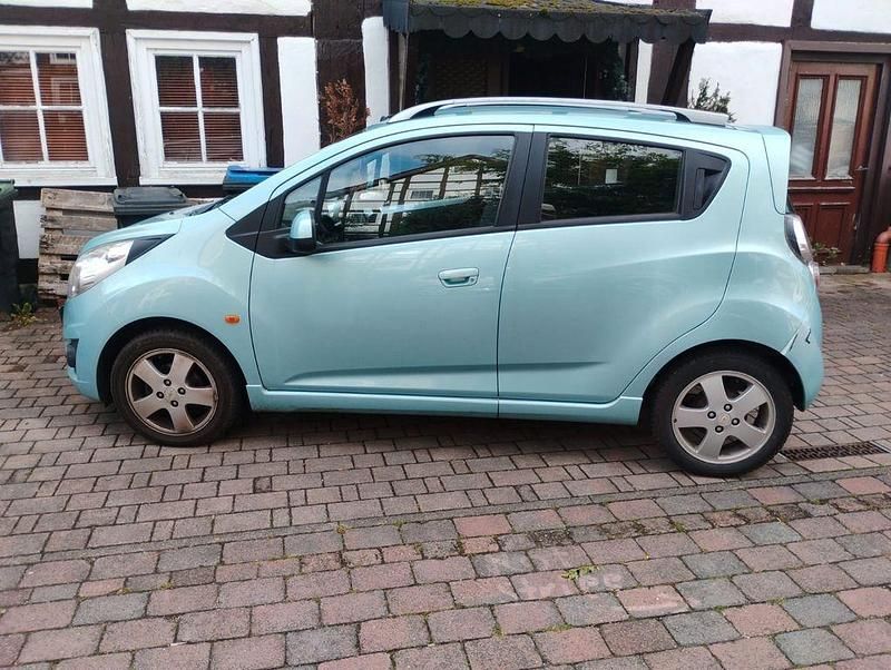 Blau Gebraucht 2010 Chevrolet Spark LT Kleinwagen | 3.000 € (Teuer) - Bild 1/4