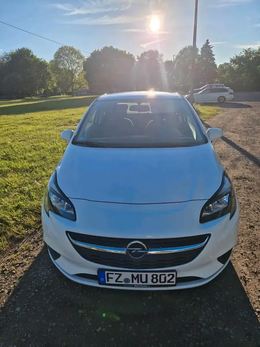Używany Opel Corsa 69 KM (50 kW) 2016 Biały Hatchback