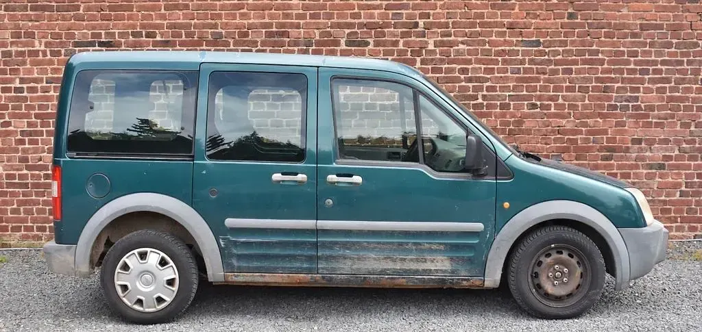 Gebraucht Ford Tourneo Connect 116 PS (85 kW) 2004 Grün Van / Kleinbus