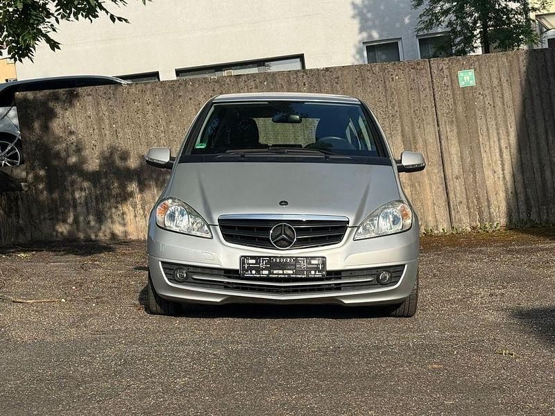 Gebraucht Mercedes A150 95 PS (69 kW) 2008 Silber Limousine