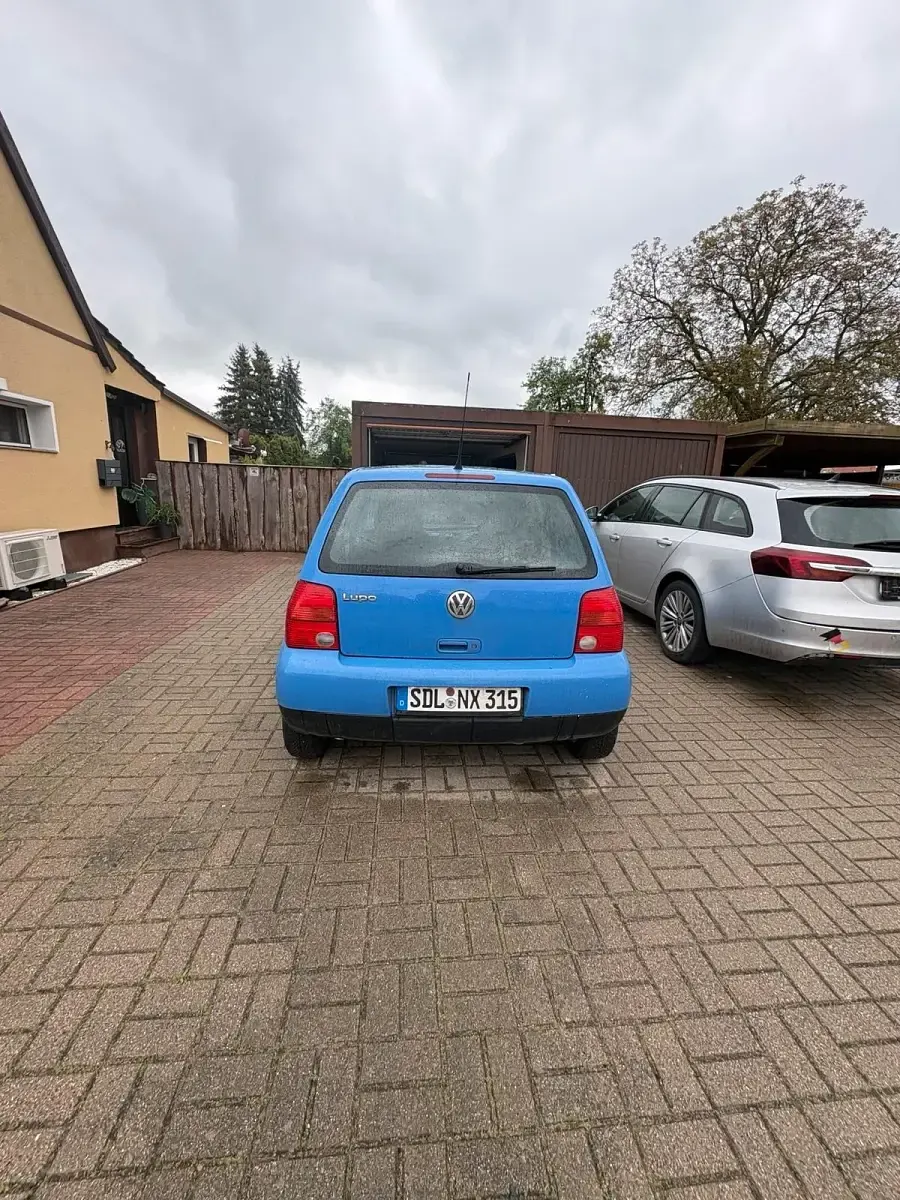 Używany VW Lupo 50 KM (36 kW) 2000 Niebieski Hatchback