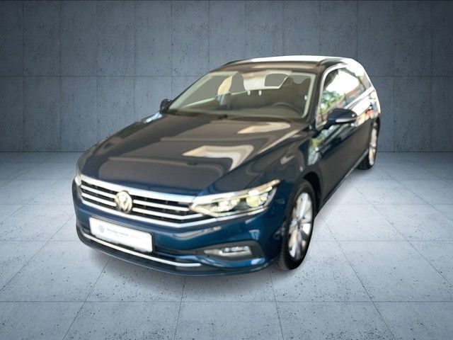 Blau Gebraucht 2022 VW Passat Business Kombi | 25.977 € (Fairer Preis) - Bild 1/4