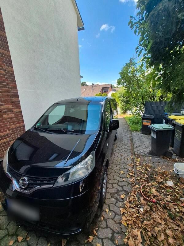 Schwarz Gebraucht 2013 Nissan NV200 Van | 8.499 € (Fairer Preis) - Bild 1/4
