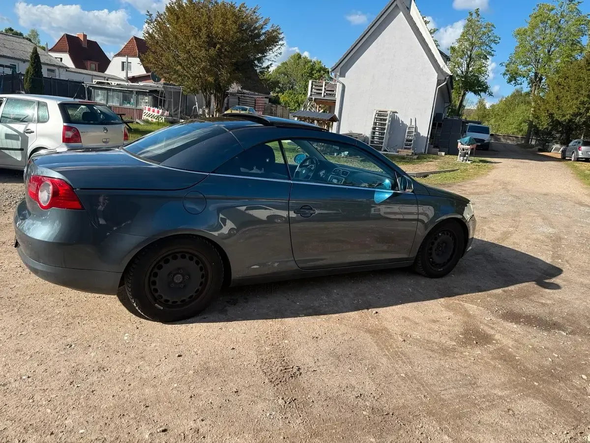 Gebraucht VW Eos 116 PS (85 kW) 2007 Grau Cabrio