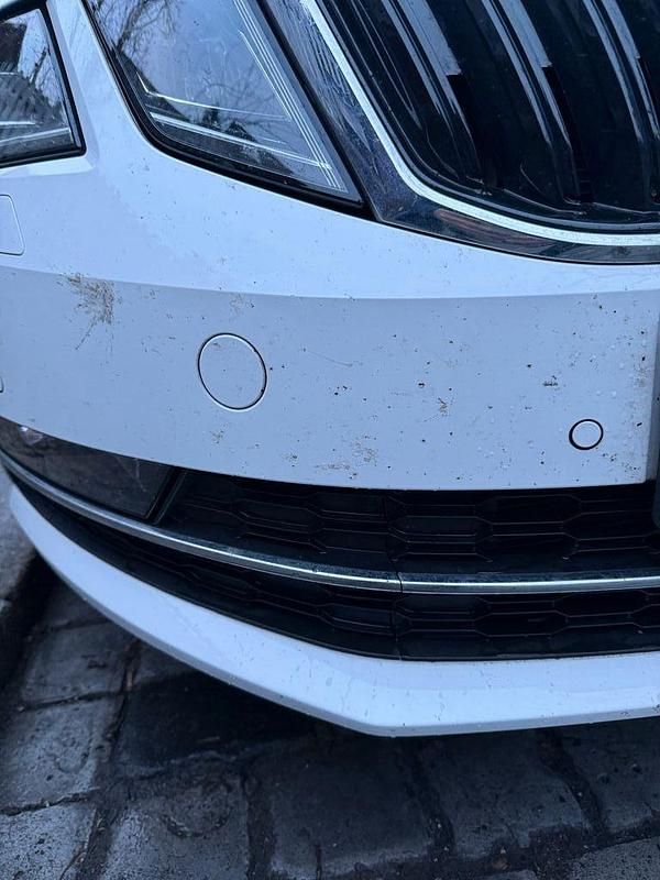 Gebraucht Skoda Octavia Ambition 150 PS (110 kW) 2019 Weiß Kombi