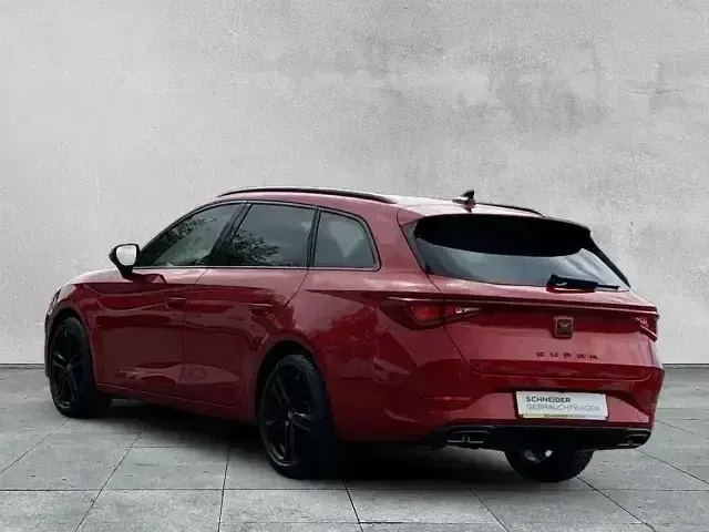 Gebraucht Cupra Leon 150 PS (110 kW) 2024 Rot SUV