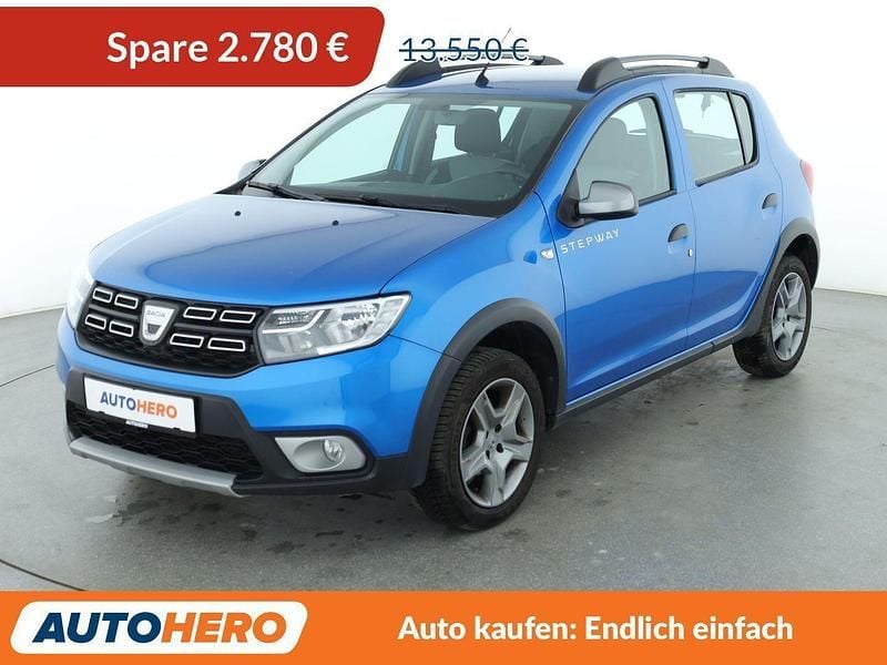 Gebraucht Dacia Sandero Prestige 90 PS (66 kW) 2019 Blau Kleinwagen