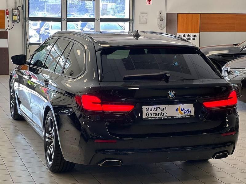 Gebraucht BMW 540 Performance 340 PS (250 kW) 2022 Schwarz Limousine
