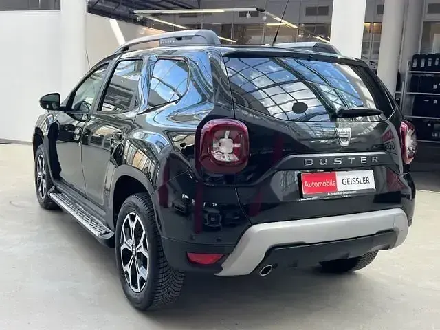 Używany Dacia Duster Adventure 295 KM (216 kW) 2019 Czarny SUV
