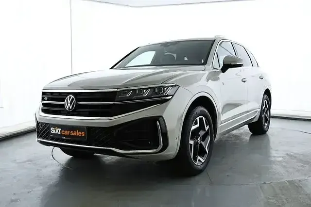 Gebraucht VW Touareg IQ Drive 231 PS (169 kW) 2025 Beige SUV