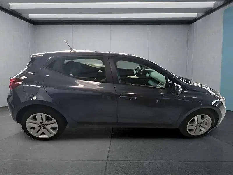 Używany Renault Clio V 67 KM (49 kW) 2022 Szary Hatchback