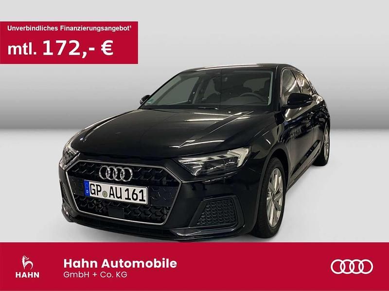 Mythosschwarz metallic Gebraucht 2025 Audi A1 Advanced Plus Kleinwagen | 23.900 € (Guter Preis) - Bild 1/3
