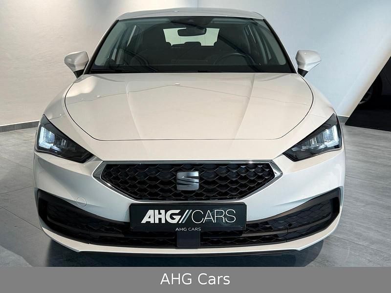 Gebraucht Seat Leon Reference 110 PS (80 kW) 2022 Weiß Limousine