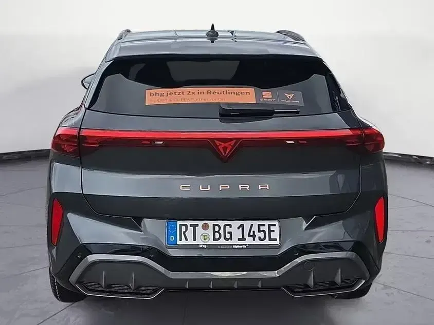 Neu Cupra Terramar 150 PS (110 kW) 2025 Grau SUV