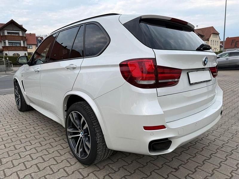 Gebraucht BMW X5 M50 Performance 381 PS (280 kW) 2015 Weiß SUV