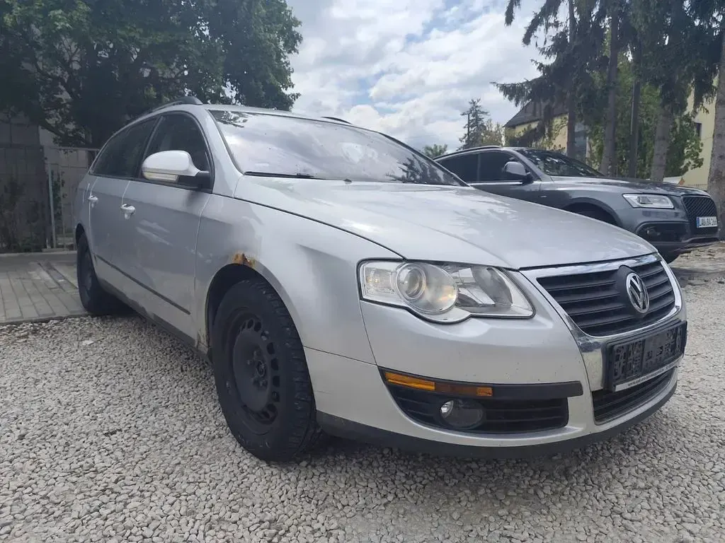 Gebraucht VW Passat Trendline 140 PS (102 kW) 2009 Silber Kombi