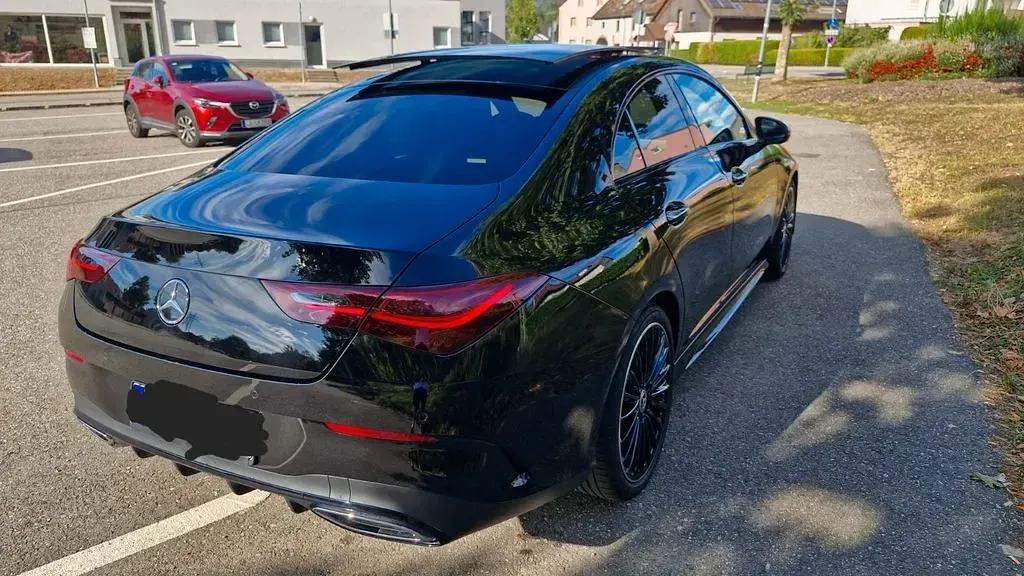 Gebraucht Mercedes CLA220 190 PS (139 kW) 2024 Schwarz Coupé