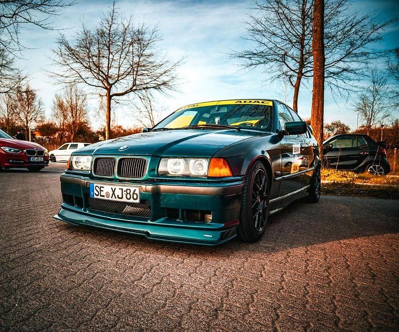 Brugt BMW 318 Performance 116 HK (85 kW) 1996 Grøn Sedan