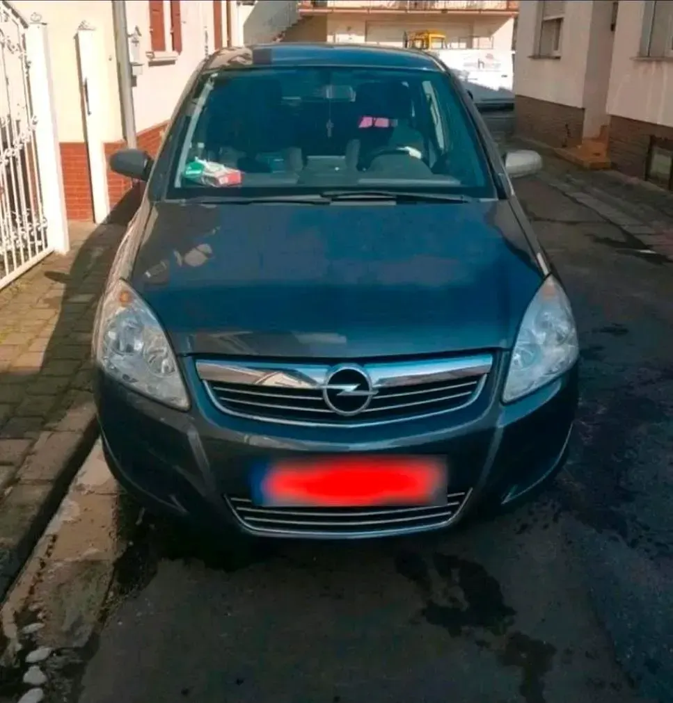 Gebraucht Opel Zafira 110 PS (80 kW) 2009 Grau Van / Kleinbus