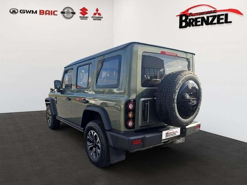 Neu BAW 212 166 PS (122 kW) 2026 Grün SUV