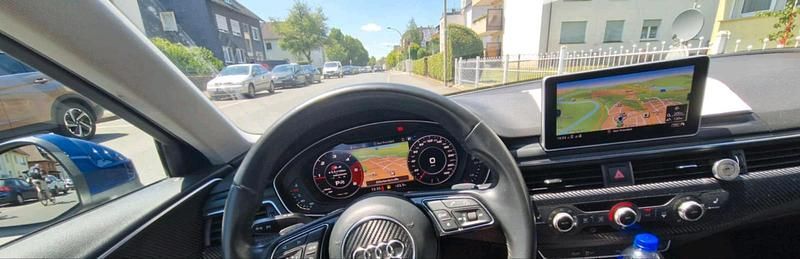Blau Gebraucht 2018 Audi A4 Sport Limousine | 19.250 € (Fairer Preis) - Bild 1/4