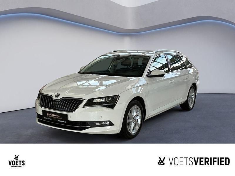Candyweiss Gebraucht 2018 Skoda Superb Style Kombi | 23.680 € (Etwas zu teuer) - Bild 1/4