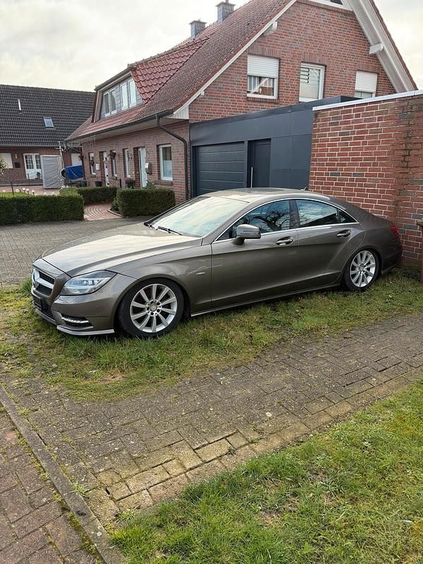 Gebraucht Mercedes CLS350 265 PS (194 kW) 2012 Limousine