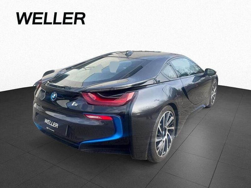 Gebraucht BMW i8 Shadowline 362 PS (266 kW) 2017 Sophistograu brillanteffekt mi (grau) Coupé