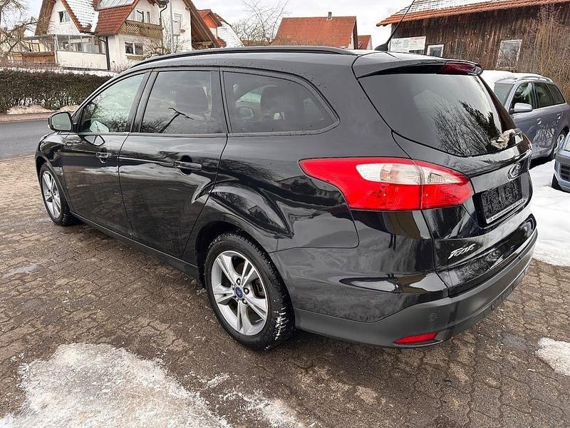 Gebraucht Ford Focus SYNC Edition 116 PS (85 kW) 2013 Schwarz Limousine