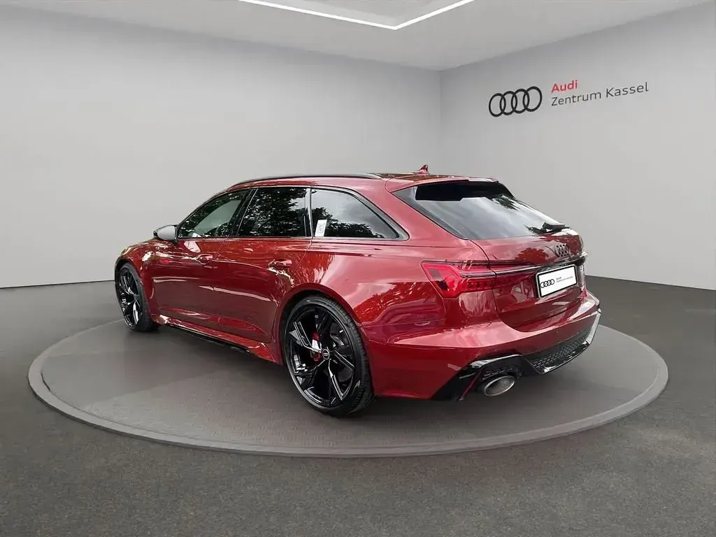 Gebraucht Audi RS6 Ambiente 600 PS (441 kW) 2025 Grenadinerot metallic Kombi