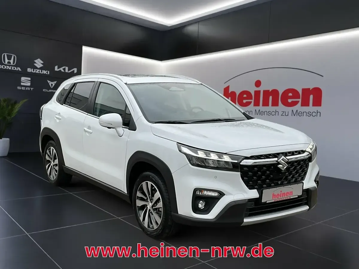 Gebraucht Suzuki SX4 S-Cross Comfort+ 116 PS (85 kW) 2024 Weiß SUV