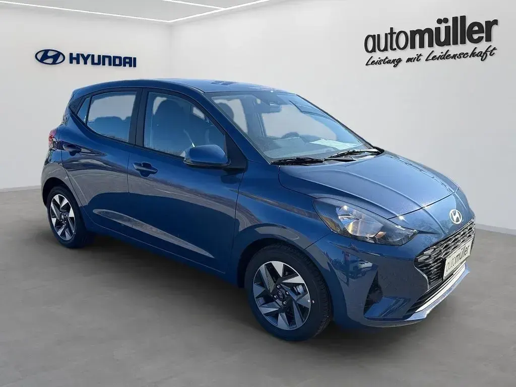 Gebraucht Hyundai i10 Trend 63 PS (46 kW) 2025 Blau Kleinwagen