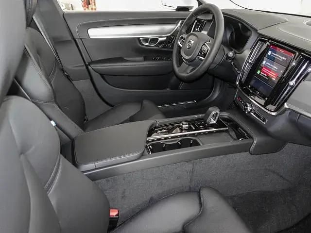 Gebraucht Volvo V90 Plus 197 PS (144 kW) 2024 Crystal white pearl Kombi