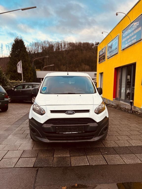 Weiß Gebraucht 2017 Ford Transit | 9.900 € (Guter Preis) - Bild 1/4